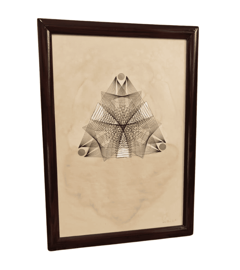 Geometria personalizada triangular sobre papel de café