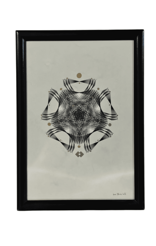 Cuadro de geometría personal con marco color negro